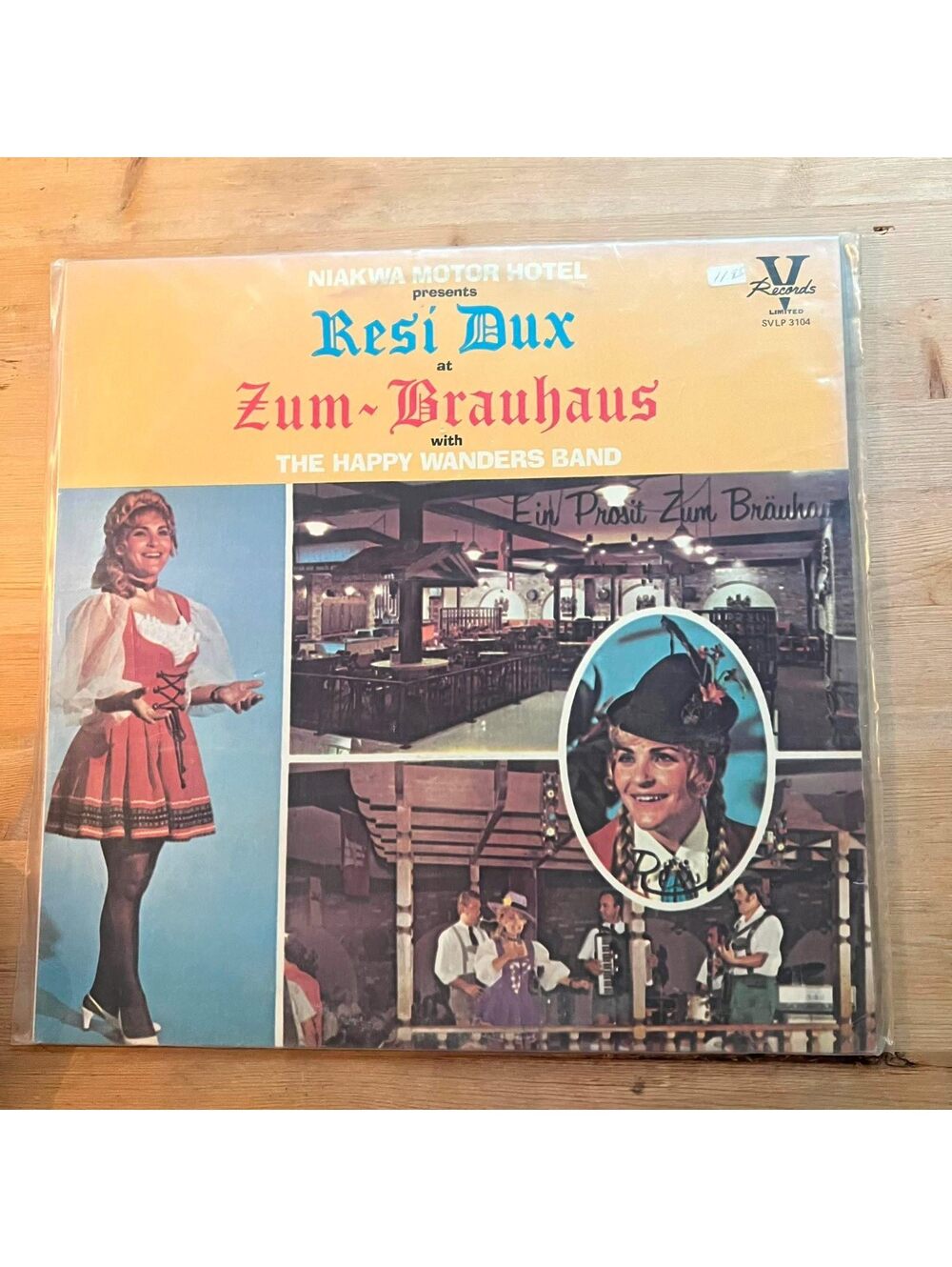 Resi Dux and The Happy Wanders Band - Zum Brauhaus 33rpm VG+ VR18